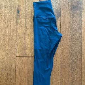 Lululemon Align Crop 21” Slate Blue - Size 4 EUC